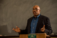 Associate Dean and Professor Darryl Wilson lectures.